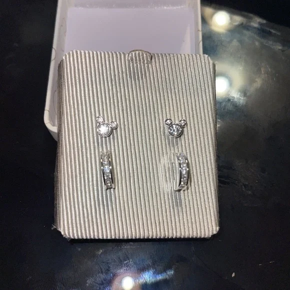 MICKEY Mouse Earring Set - Picture 3 of 6